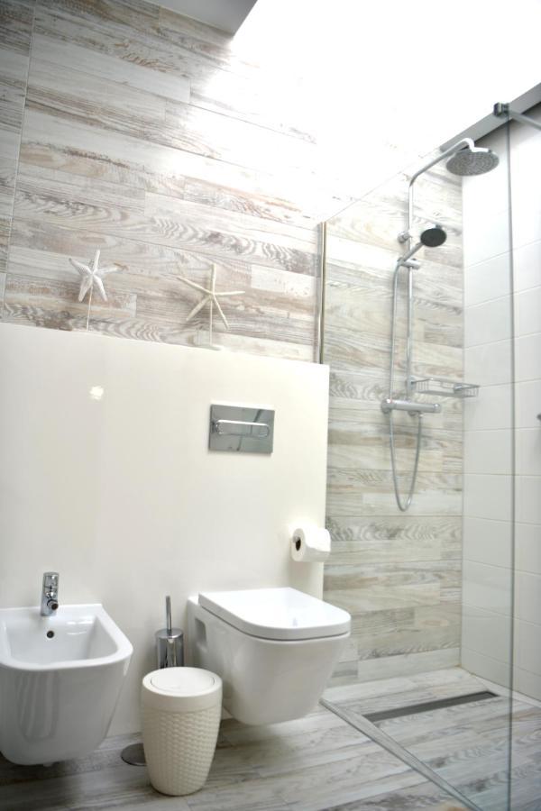 Luxury Apartment In Island Village 阿德耶 外观 照片